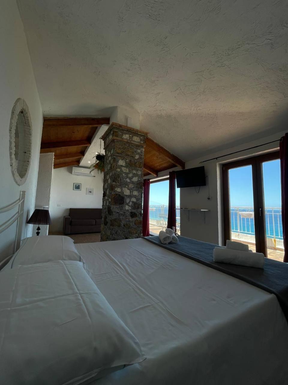 Lady White Hotell Tropea Eksteriør bilde